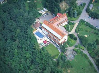 Resort Hotel Zvíkov