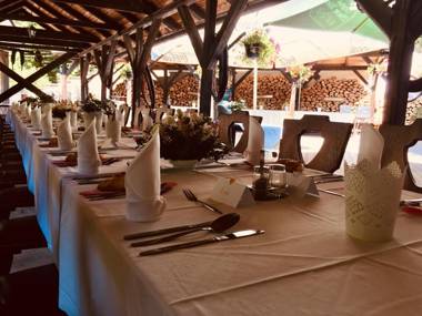 Restaurant a penzion Pod Draci skalou