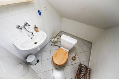 Chalupa kde bejval krám ★ sauna ★ kulečník ★ pinec