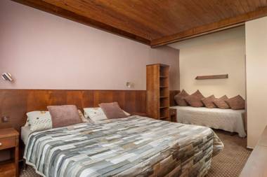 Hotel Tetřeví Boudy