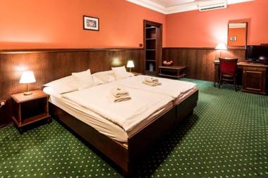 Hotel U Hejtmana Šarovce