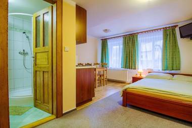 Apartmány Centrum with Garage