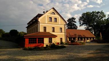 Pension Mlyn Stare Mitrovice