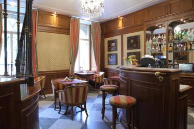 Hotel Kinsky Fountain