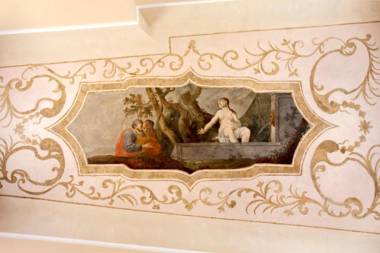 Iron Gate Hotel & Suites