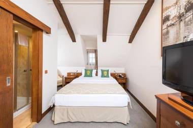 Lindner Hotel Prague Castle