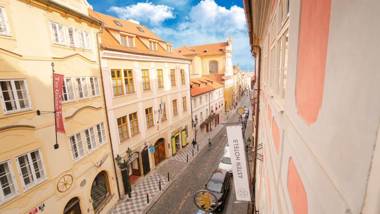 Hotel Golden Key Prague Castle