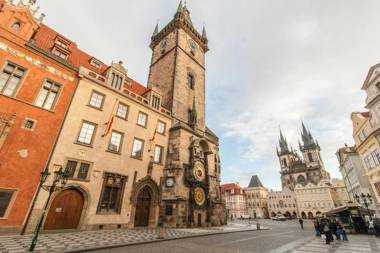 Karlova 25 Apartments