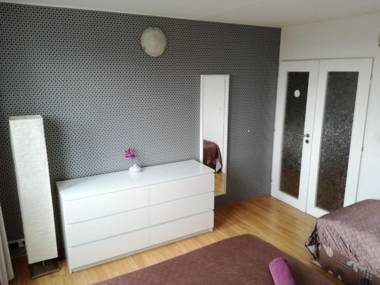 Golden Family Apartments