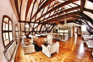 Hostel HOMEr - Old Town Square