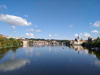 Modern Apartment Všehrdova