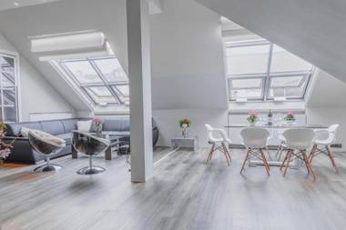 Luxury Apartment in Centre