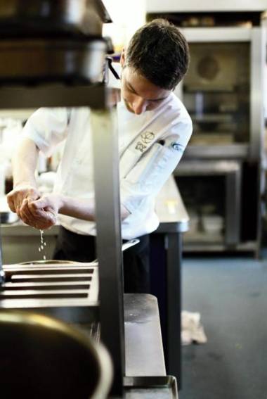 Dancing House - Tančící dům hotel