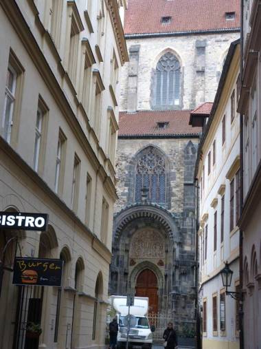 Apartment by the Old Town Square