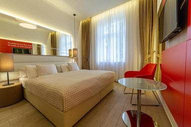 Salvator Boutique Hotel