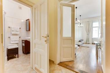 Diamond Riverside Apartment in the Heart of Prague