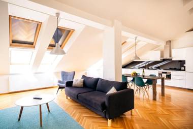 Luxurious Woodrow Wilson apt in Prague centre