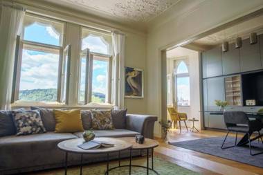MN6 Luxury Suites by Prague Residences