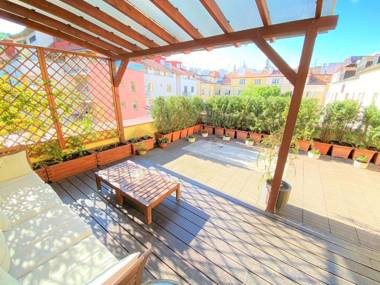 Black Eagle Apartments