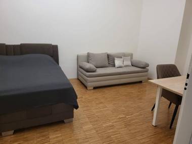 Prague Centre Apartment With Balcony