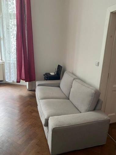 Impeccable 3-Bed Apartment close to the River