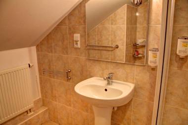 BIRDIE Pension & Wellness