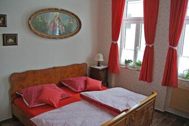 Restaurace a penzion Ubrousku prostři se