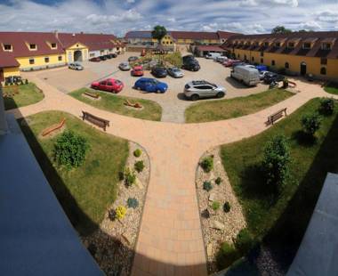 Hotel Restaurant Na Statku