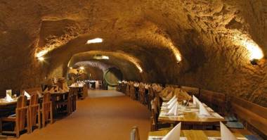 Nueva Fiesta Apartment