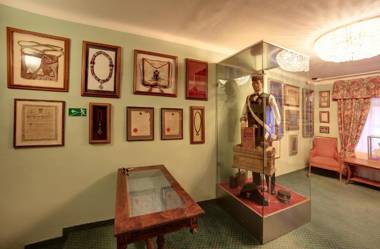 Pension Masonic House