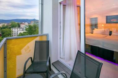 Pytloun Imperial Design Suites