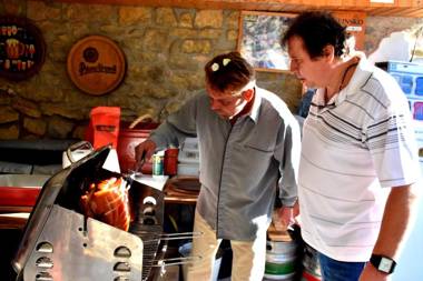 Restaurace a penzion U Lva