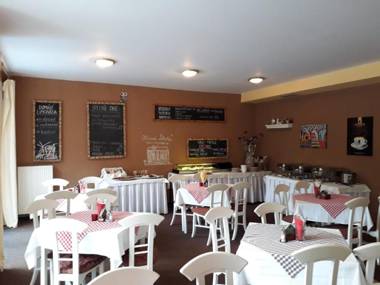 Hotel Obecná Škola