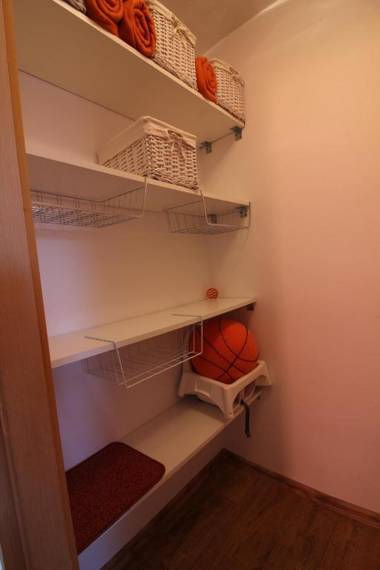 Orange Loft Apartment