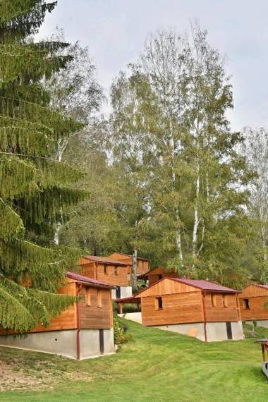 Letovisko Chobot - village resort