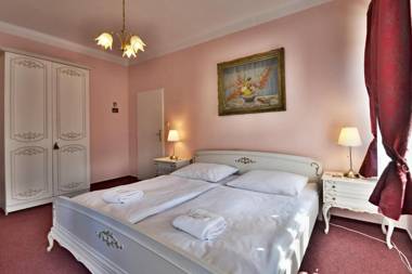 Hotel Bílá Paní