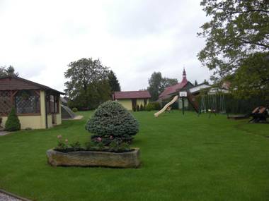 Chatky v Českém ráji