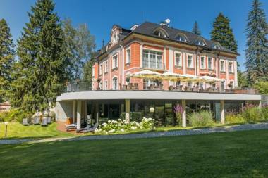 Wellness & Spa hotel Villa Regenhart