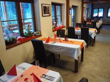 Jezírko lesní restaurant & penzion