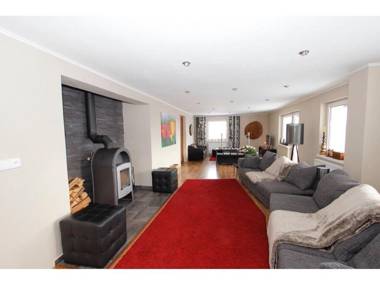 Peaceful Holiday Home  in Jáchymov with Private Garden