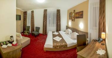 Wellness Hotel Hluboký Dvůr