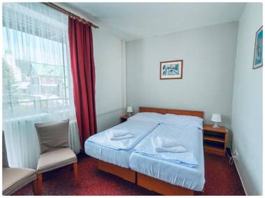 Hotel Harrachov Inn