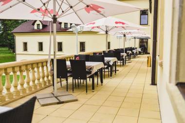 Zámek Kamenný Dvůr