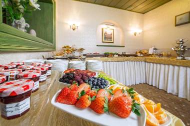 Boutique Hotel Three Lilies