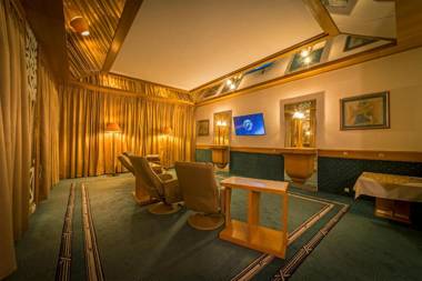 Boutique Hotel Three Lilies