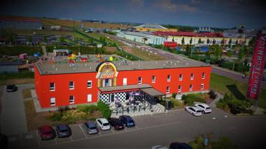 Jukebox Hotel