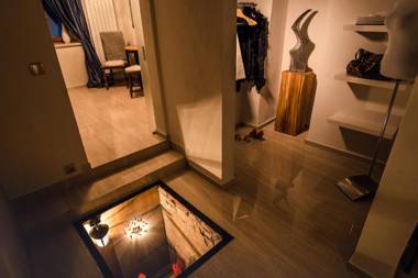 Luxury Apartments No. 91