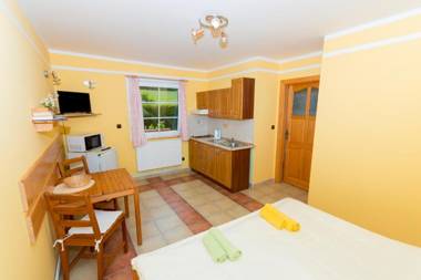 Apartments U Jezera Černá