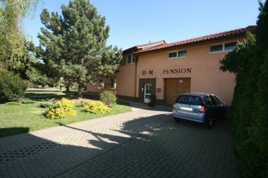 H+M Penzion
