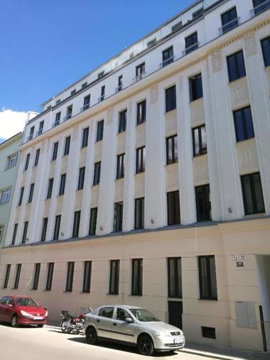 Haas Apartments Downtown with Parking